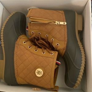 Tommy Hilfiger boots